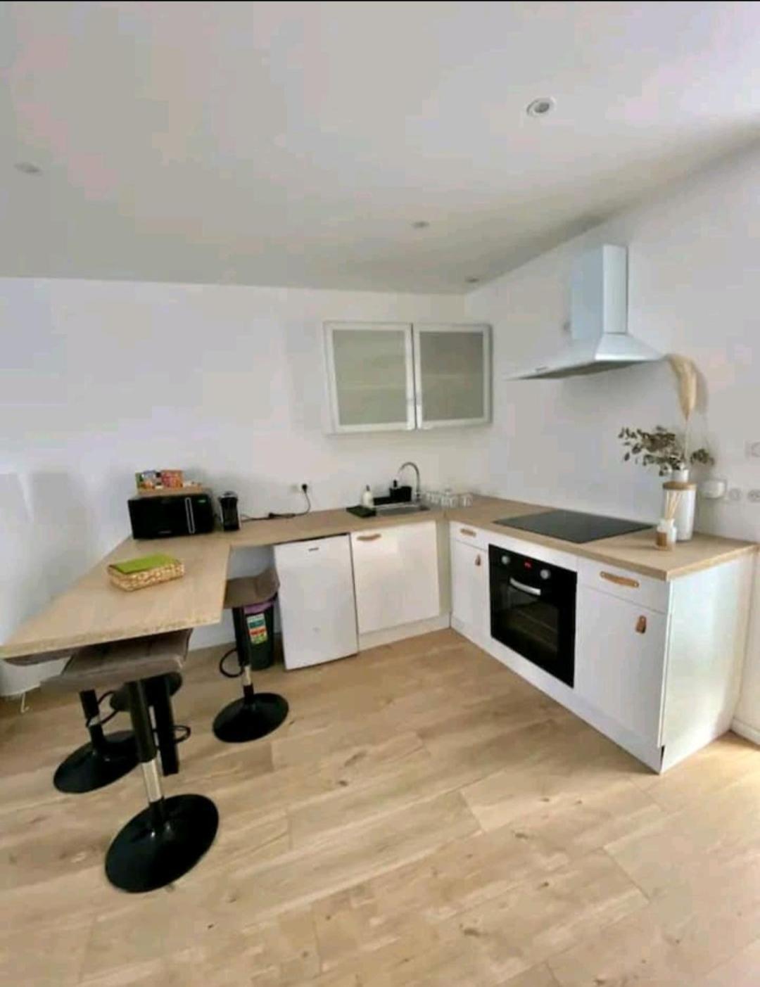 Maison De Ville Бугуне Екстериор снимка